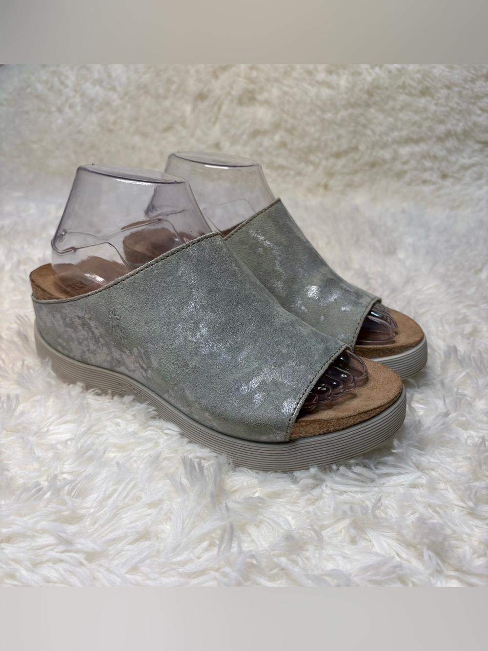 Fly London Wigg slide on mules/sandals, size 39 (US 8-8.5)